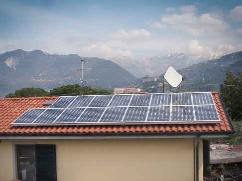 Impianto fotovoltaico per abitazione civile.